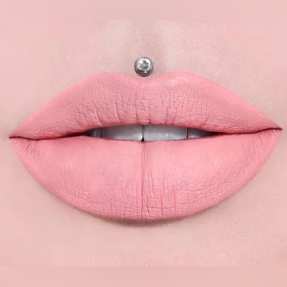 Jeffree Star Other - Jeffree Star SKIN TIGHT Matte Pink Lipstick